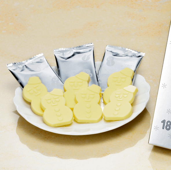 北海道白色恋人冬日限定雪人巧克力白巧18枚盒装