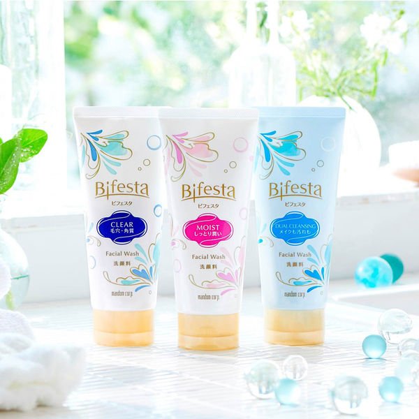 bifesta facial wash