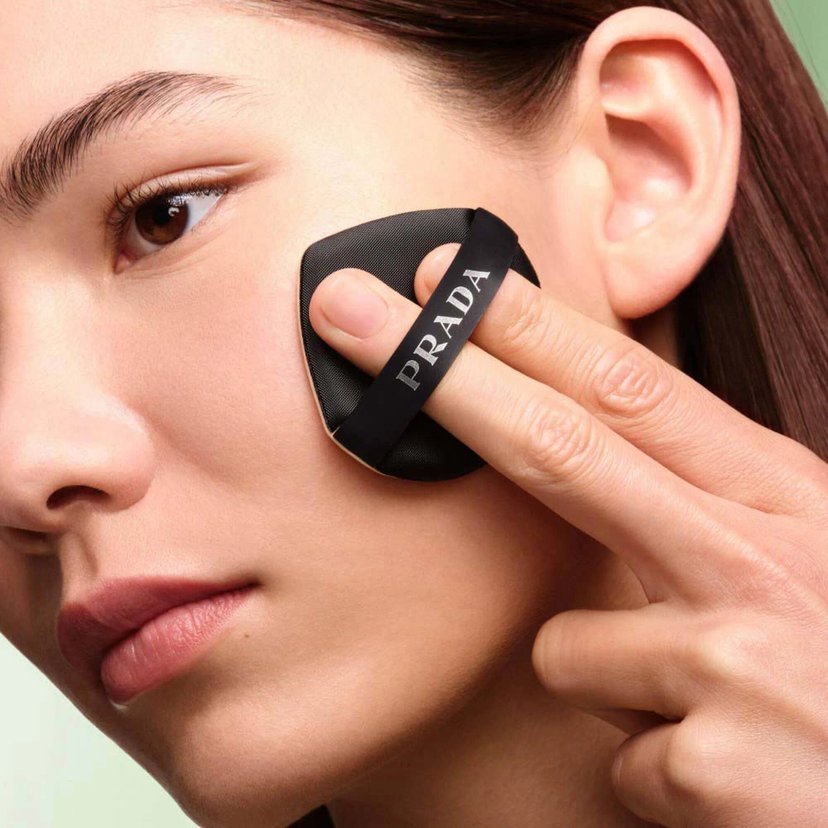 Prada Reveal Mesh Cushion Foundation SPF50+ PA+++ 12g-Canada
